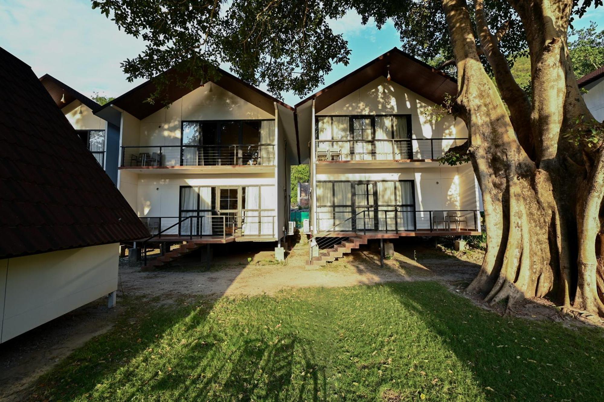 Welcomheritage Tarangi Ramganga Resort Marchula Exterior photo