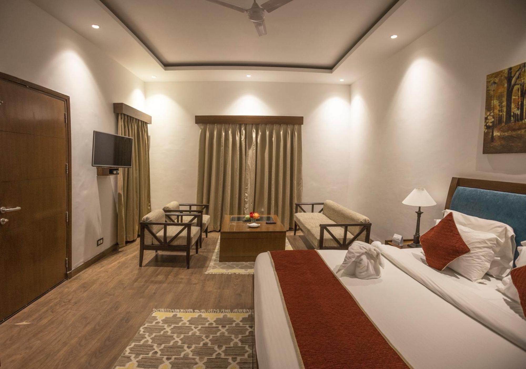 Welcomheritage Tarangi Ramganga Resort Marchula Exterior photo